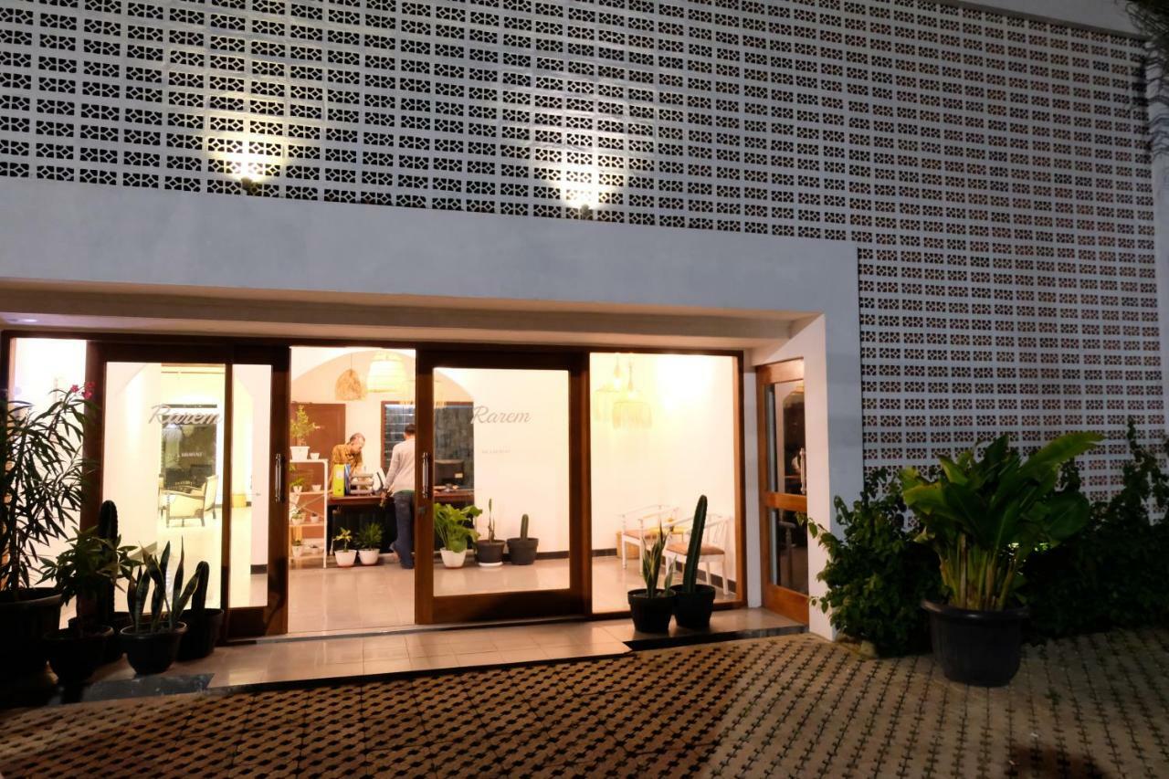 Rarem Bed & Breakfast Bandar Lampung Ngoại thất bức ảnh