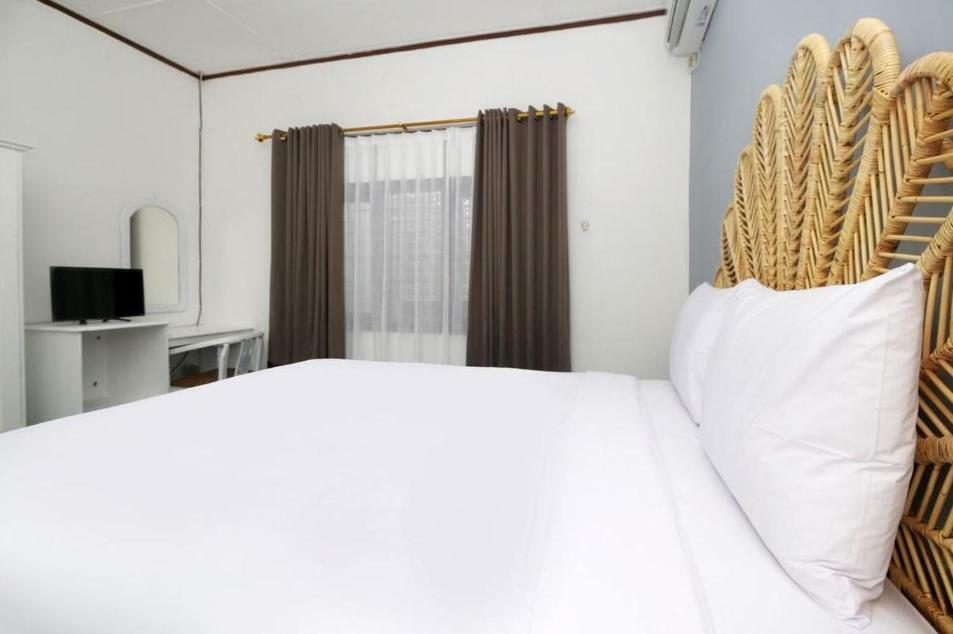 Rarem Bed & Breakfast Bandar Lampung Ngoại thất bức ảnh