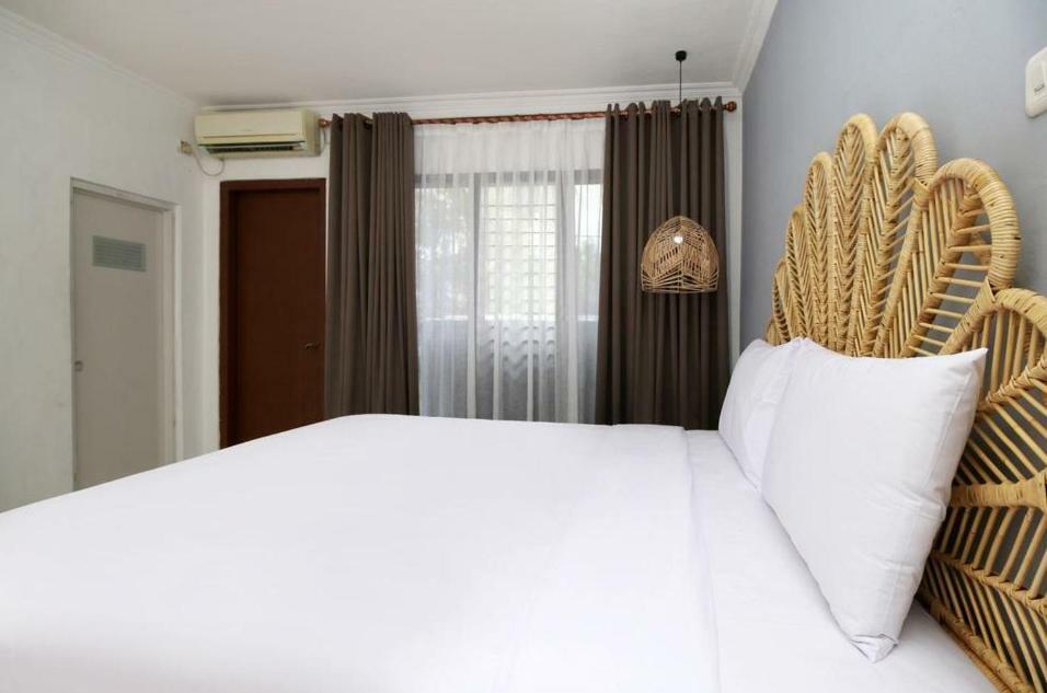 Rarem Bed & Breakfast Bandar Lampung Ngoại thất bức ảnh