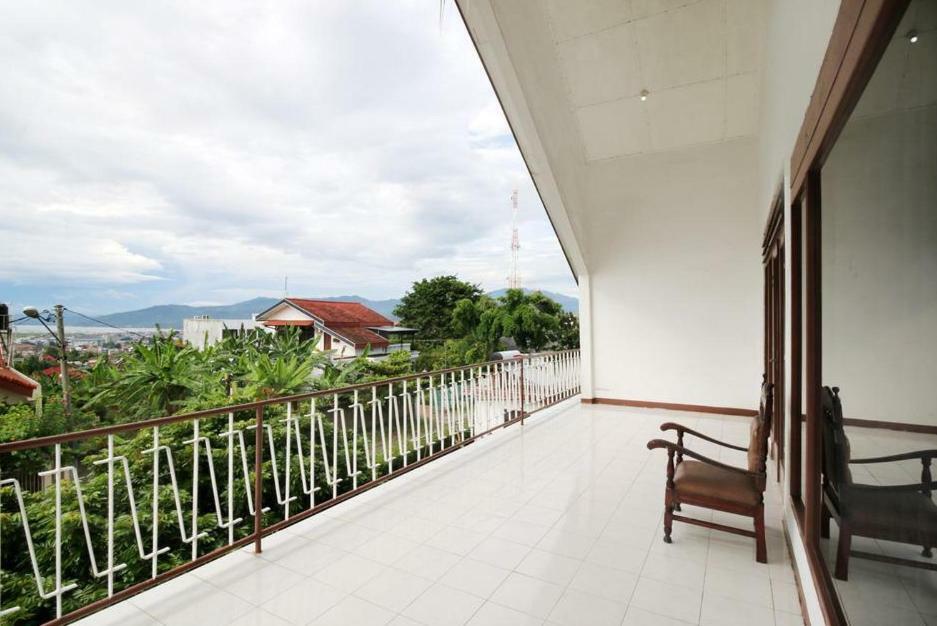 Rarem Bed & Breakfast Bandar Lampung Ngoại thất bức ảnh